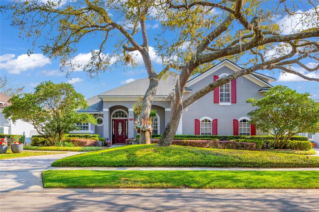 8738 GREAT COVE DRIVE