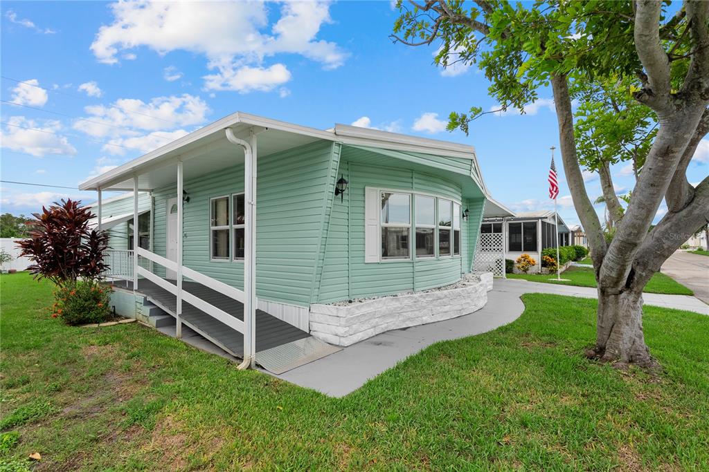 808 53RD AVENUE E UNIT 18, BRADENTON, FL — photo 3 of 30