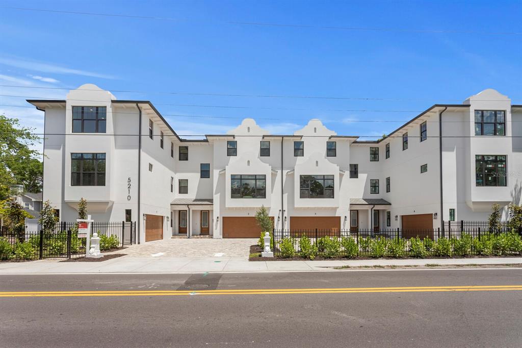 5210 BAYSHORE BOULEVARD UNIT 2