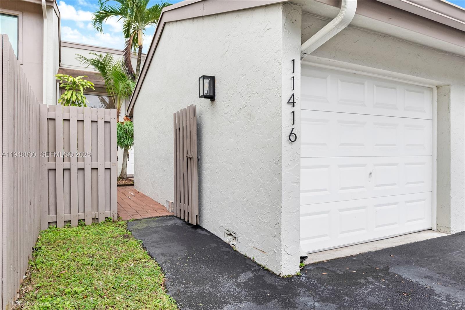 11416 SW 110th Ln, Miami FL 33176