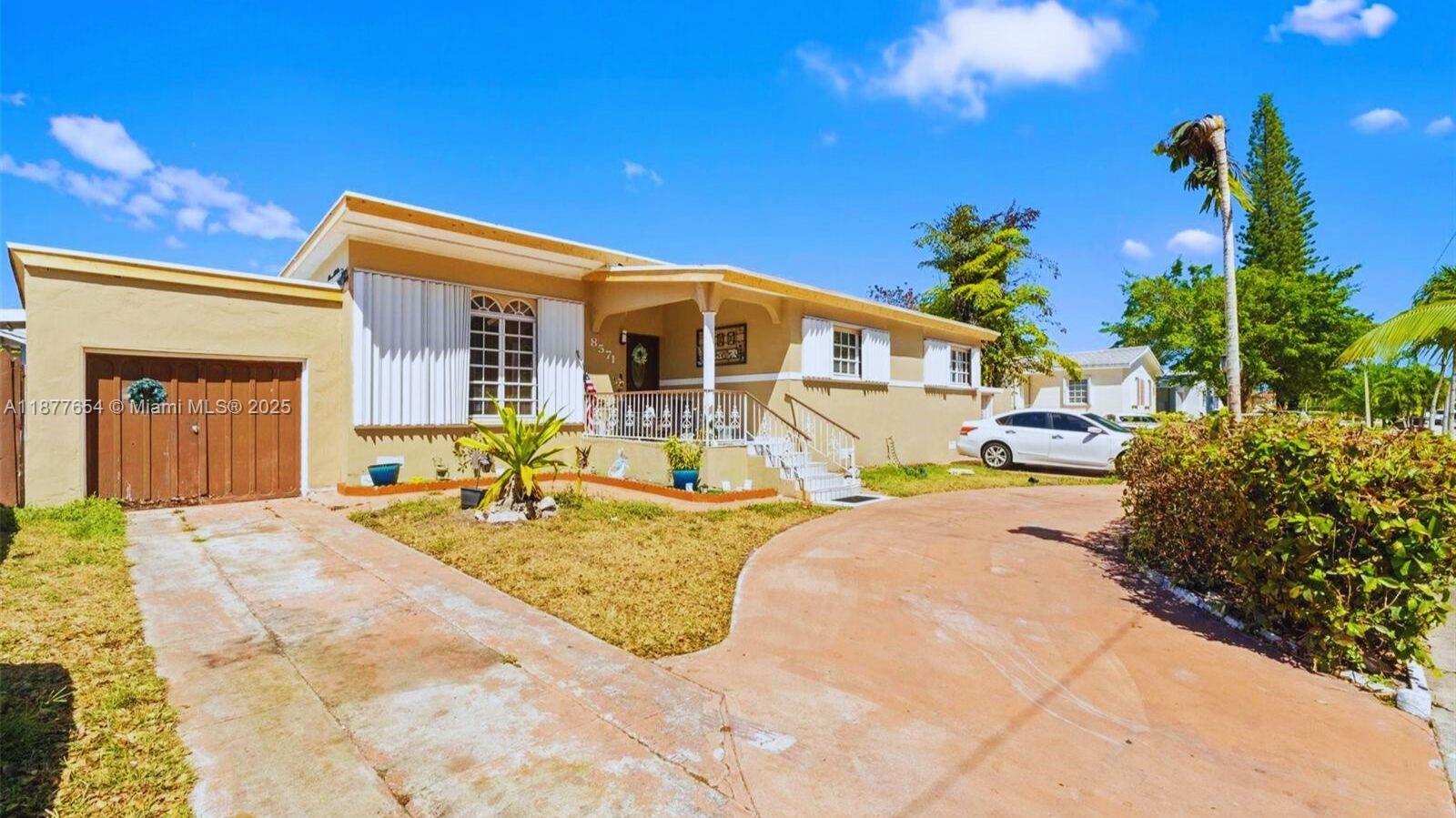 8571 SW 30th St, Miami FL 33155