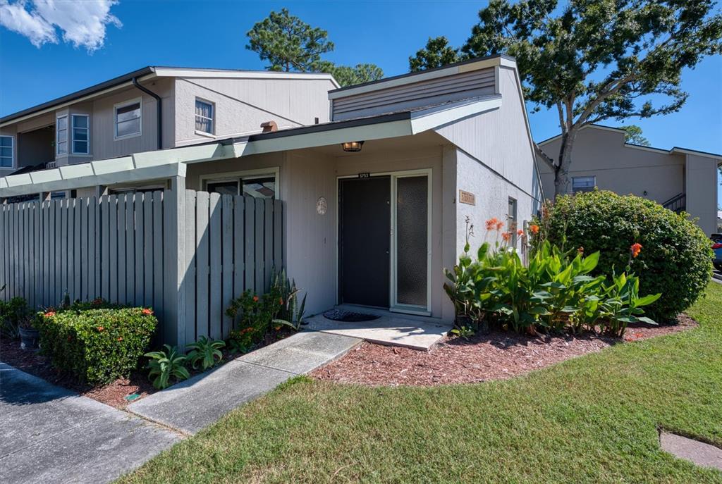 5753 SUMMER SIDE LANE UNIT 8A