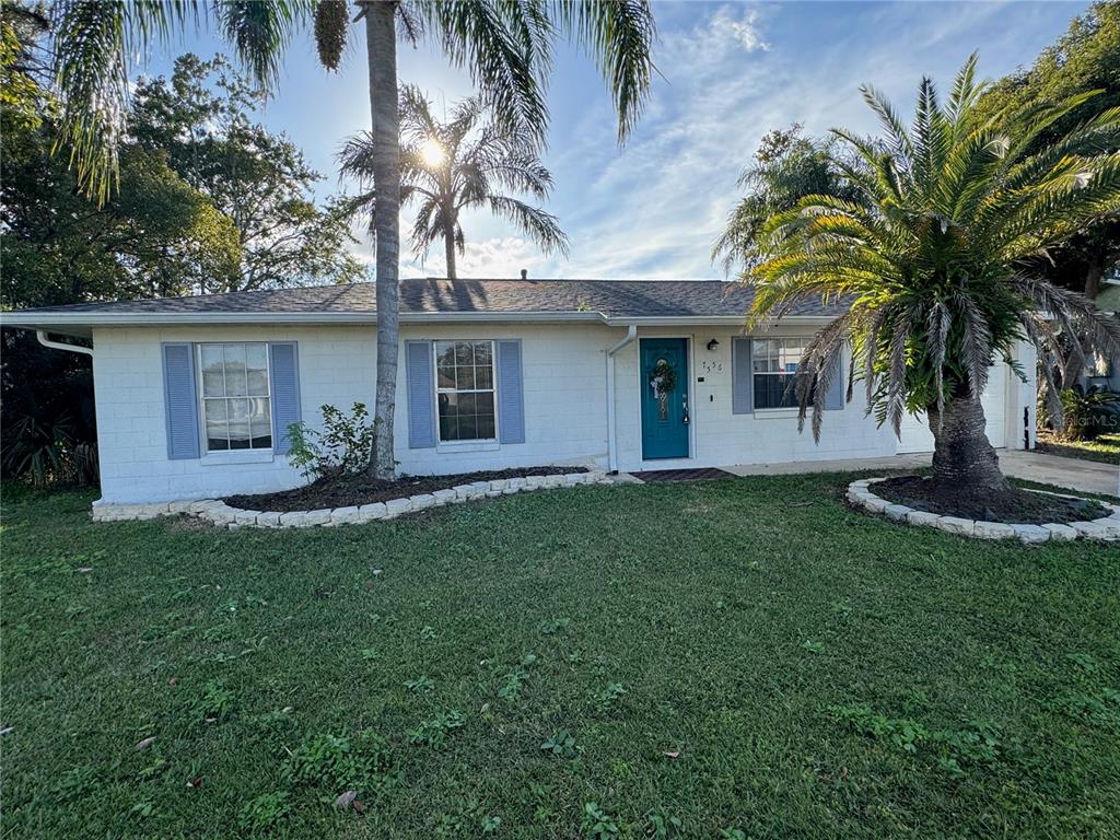 7556 HIDDEN HOLLOW DRIVE