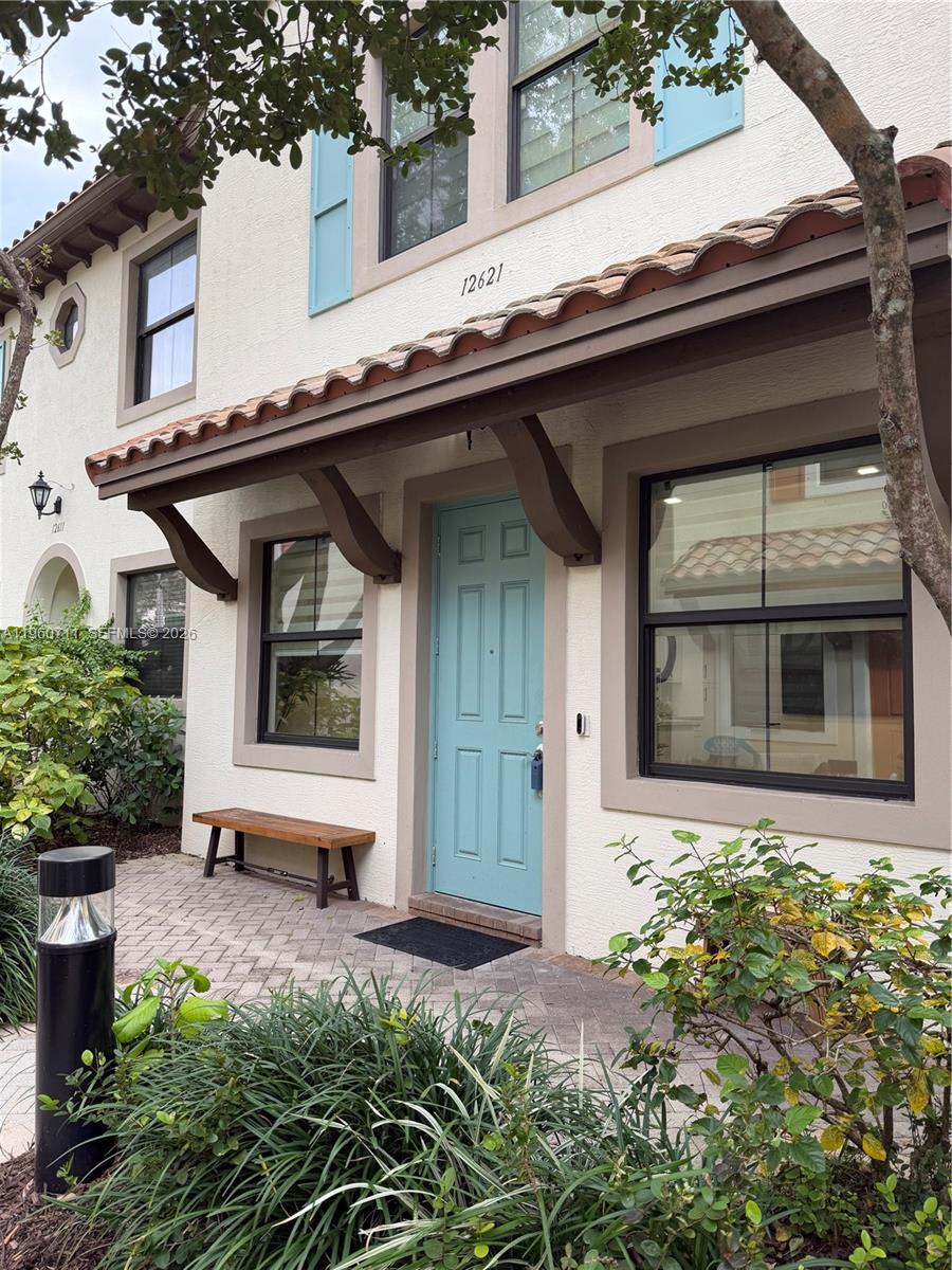 12621 NW 32nd Pl, Sunrise FL 33323