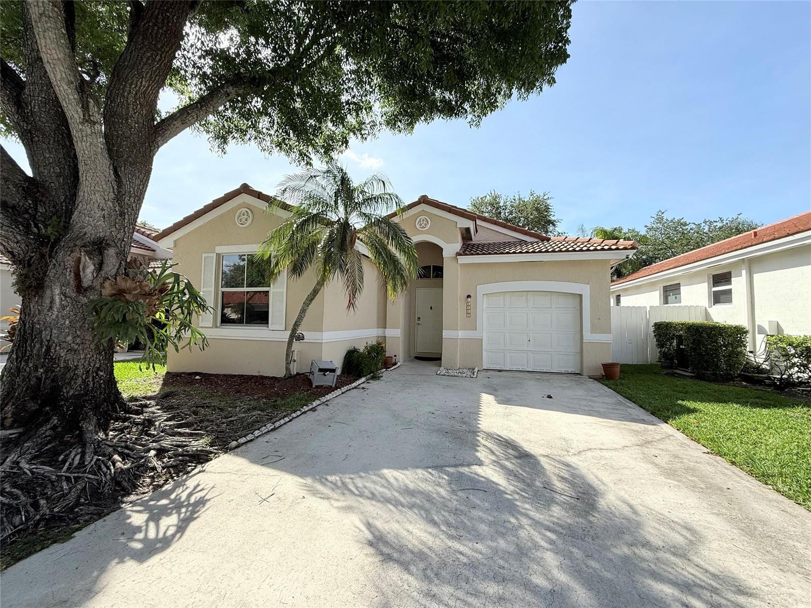 4965 SW 153rd Avenue, Davie FL 33331