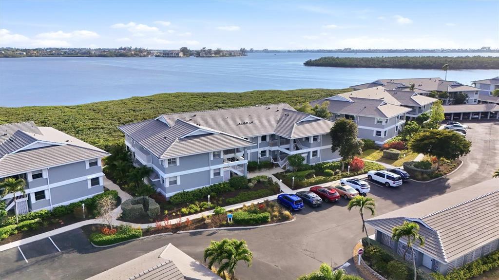 1323 PERICO POINT CIRCLE UNIT 107, BRADENTON, FL — photo 4 of 30