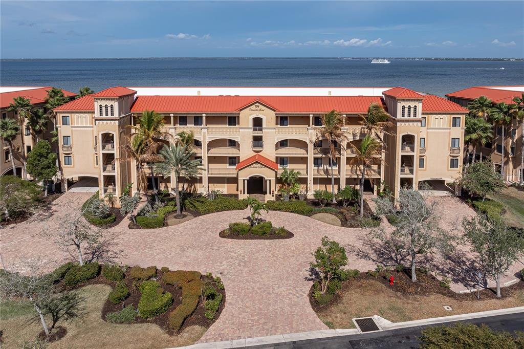 89 VIVANTE BOULEVARD UNIT 8943