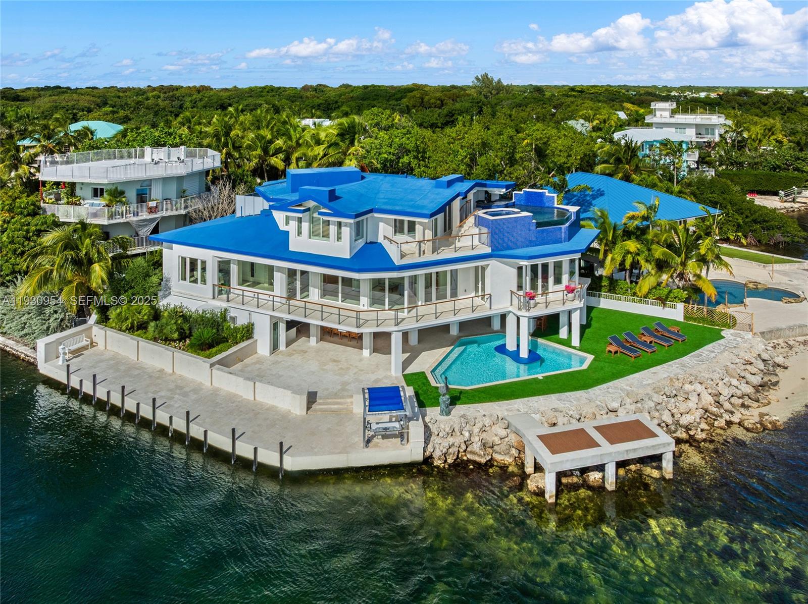 180 Pompano Dr, Key Largo FL 33037