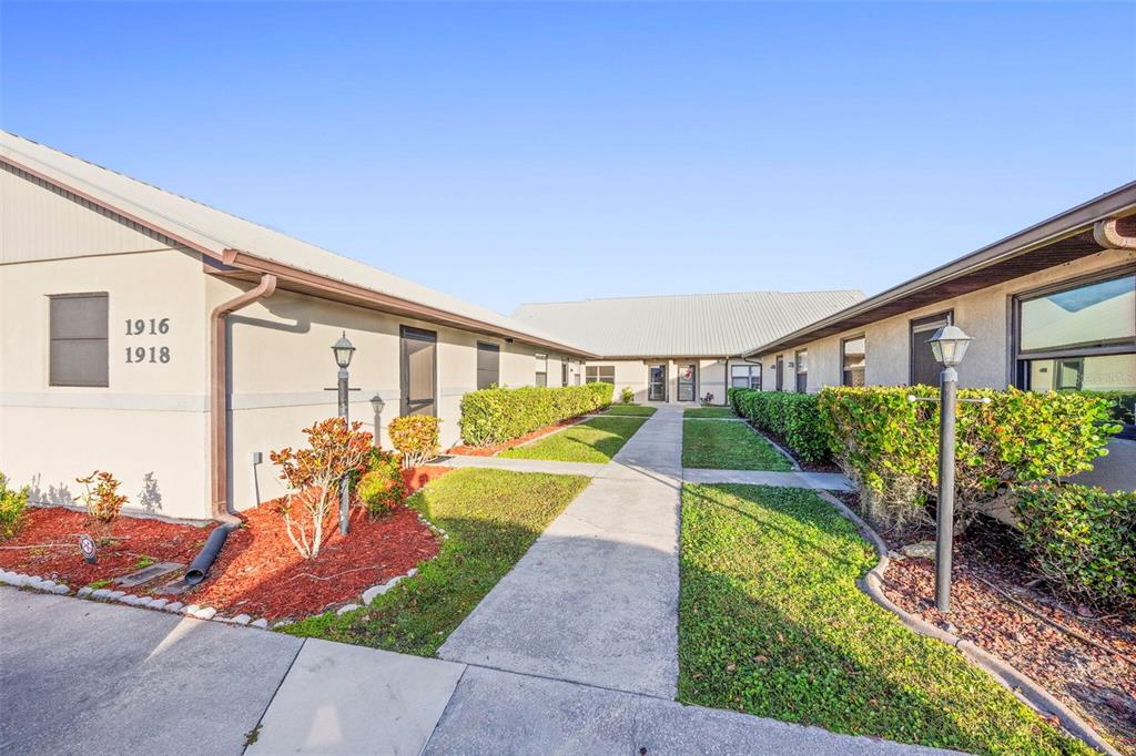 1916 VILLAWAY E, SEBRING, FL — photo 4 of 30