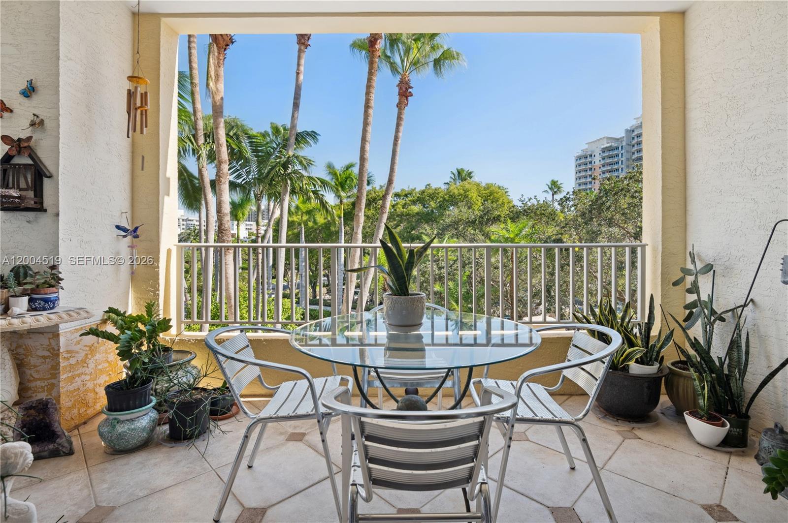 719 Crandon Blvd # 310, Key Biscayne FL 33149