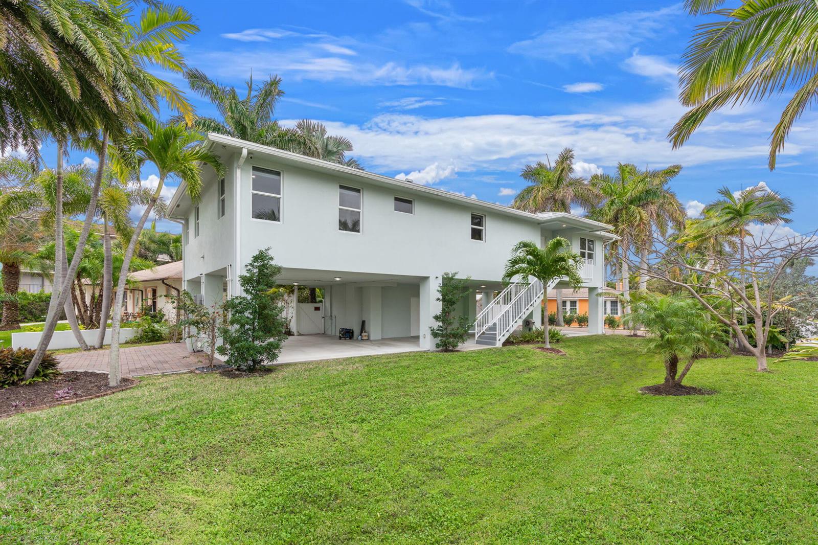 2510 N Lake Dr Drive N, Boynton Beach FL 33435