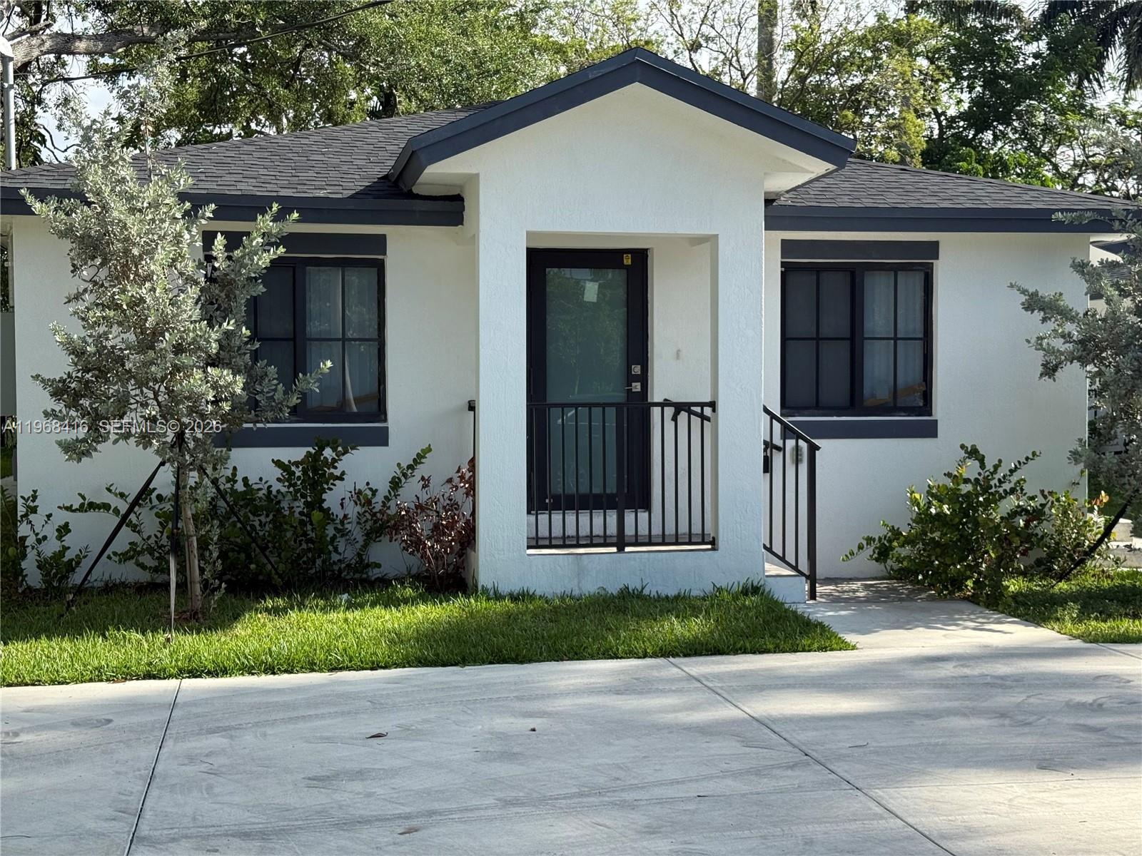 210 SW 3rd St, Florida City FL 33034
