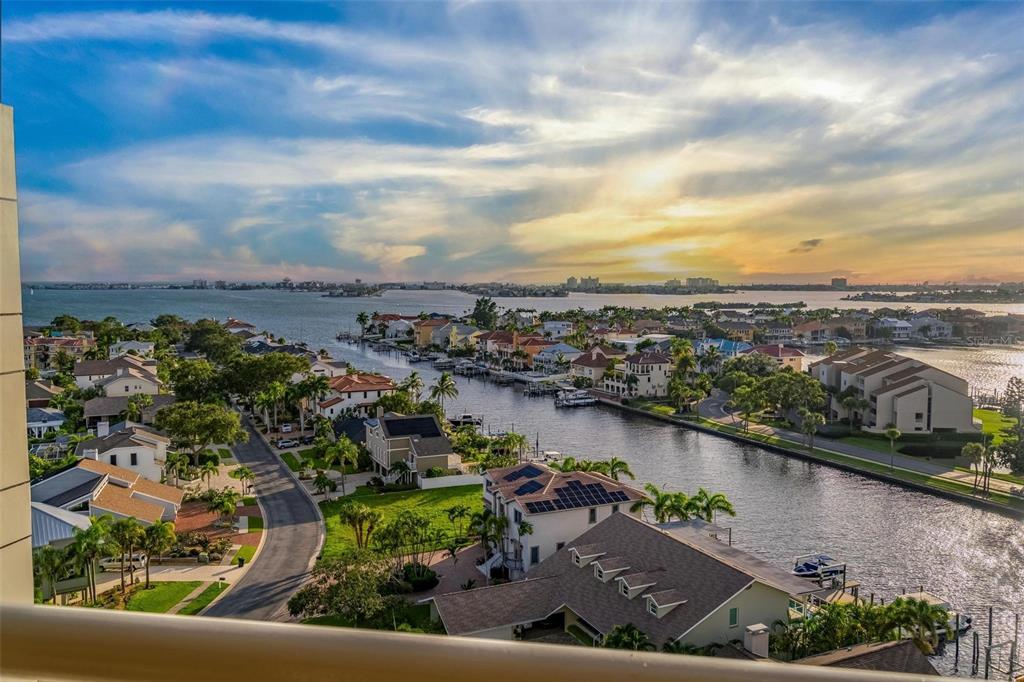 5950 PELICAN BAY PLAZA S UNIT PH - 2D