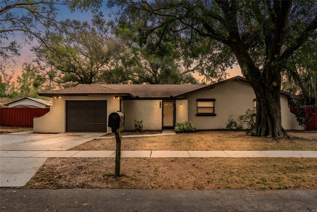 207 24TH COURT SW