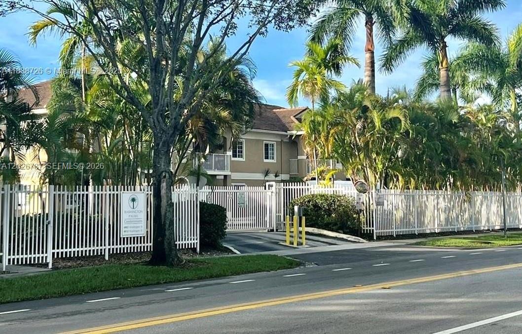 4812 Washington St # 147, Hollywood FL 33021