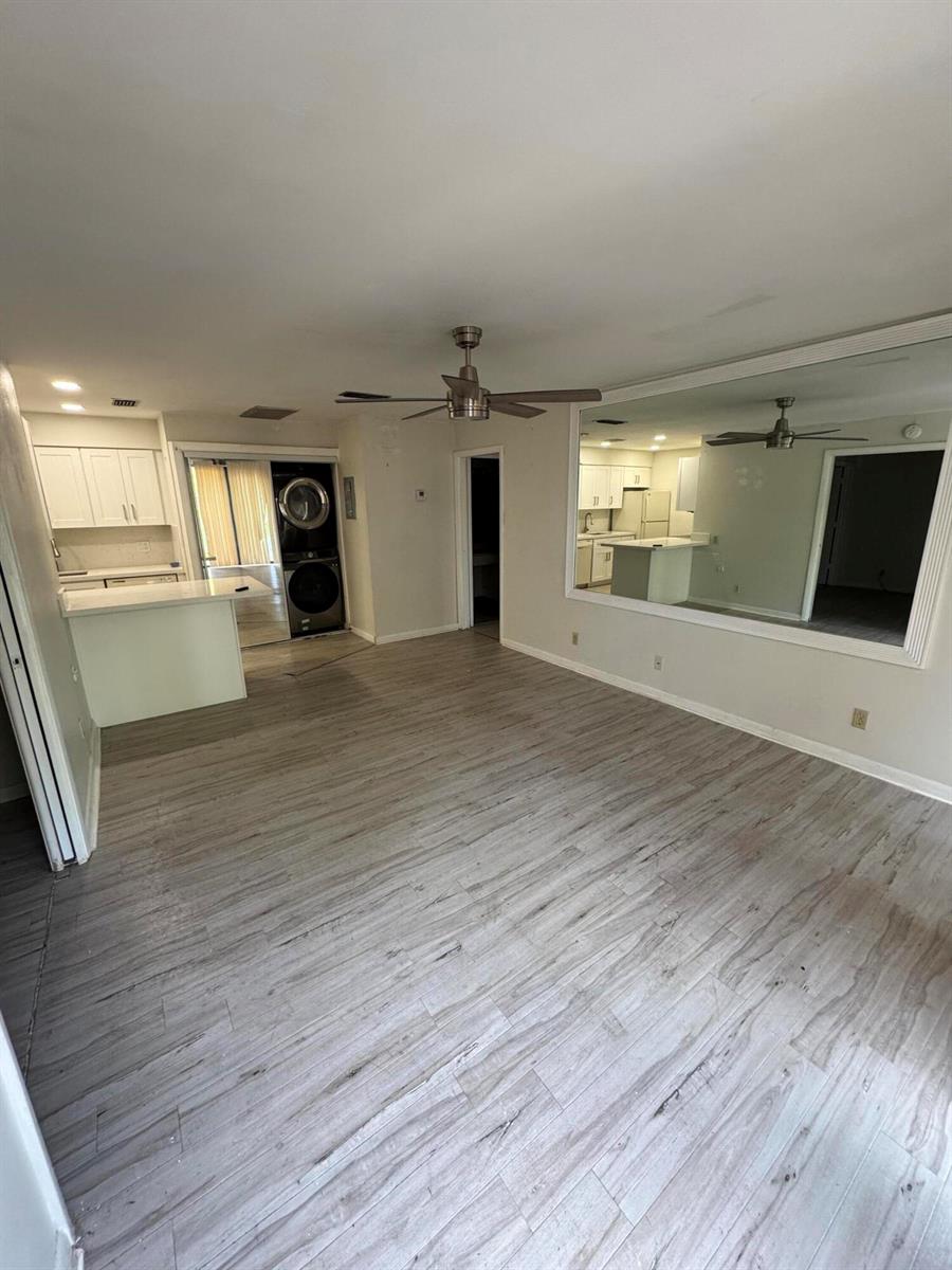 612 Executive Center Drive # 207, West Palm Beach FL 33401