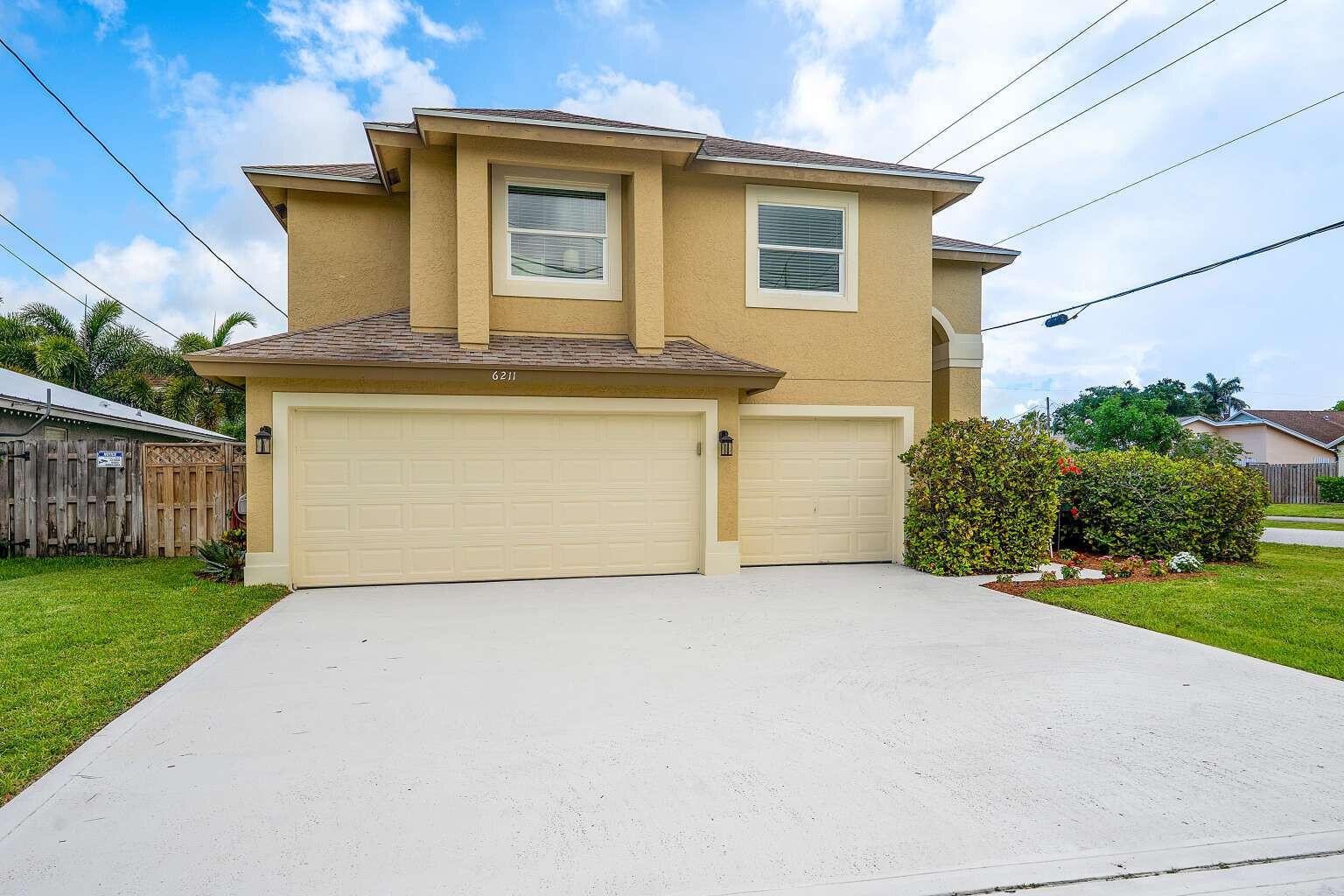 6211 Drake Street, Jupiter FL 33458