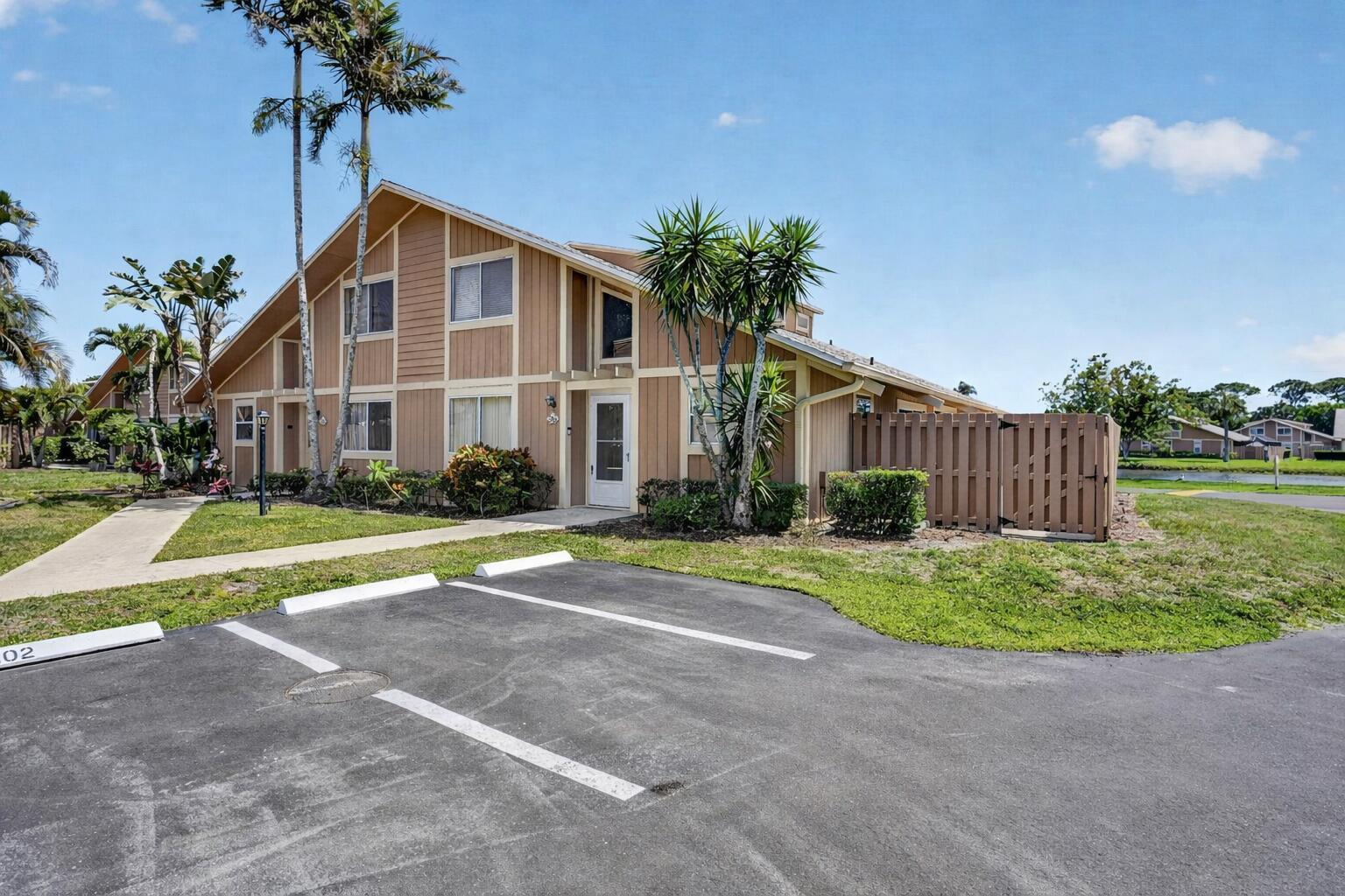 Front with 2 assigned parking — 102 Maplecrest Circle, Jupiter FL 33458, JUPITER, FL