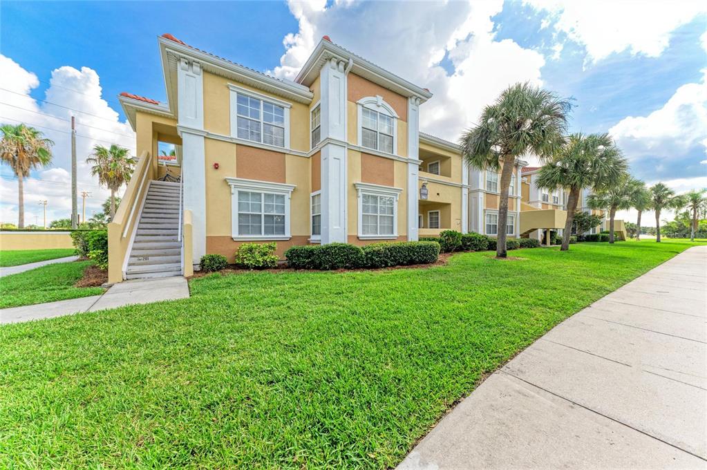 1195 VILLAGIO CIRCLE UNIT 101