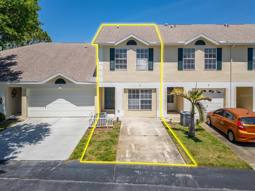 658 GREEN VALLEY ROAD UNIT B3