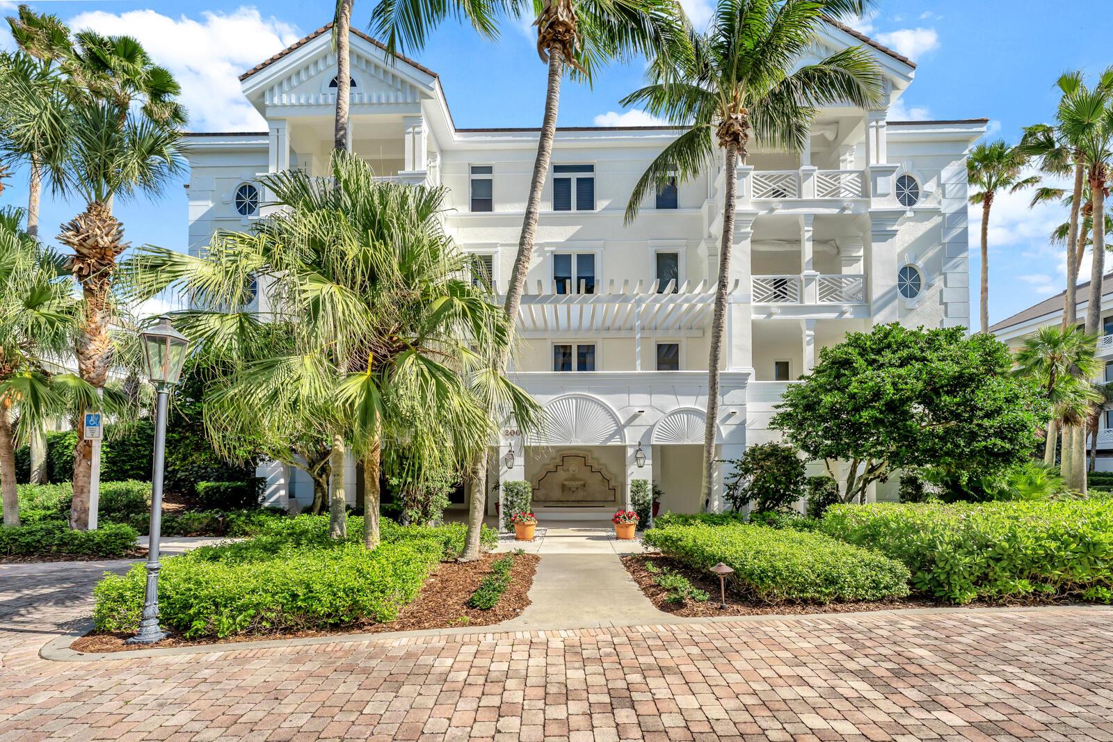 Building Front Entrance — INDIAN RIVER SHORES, FL