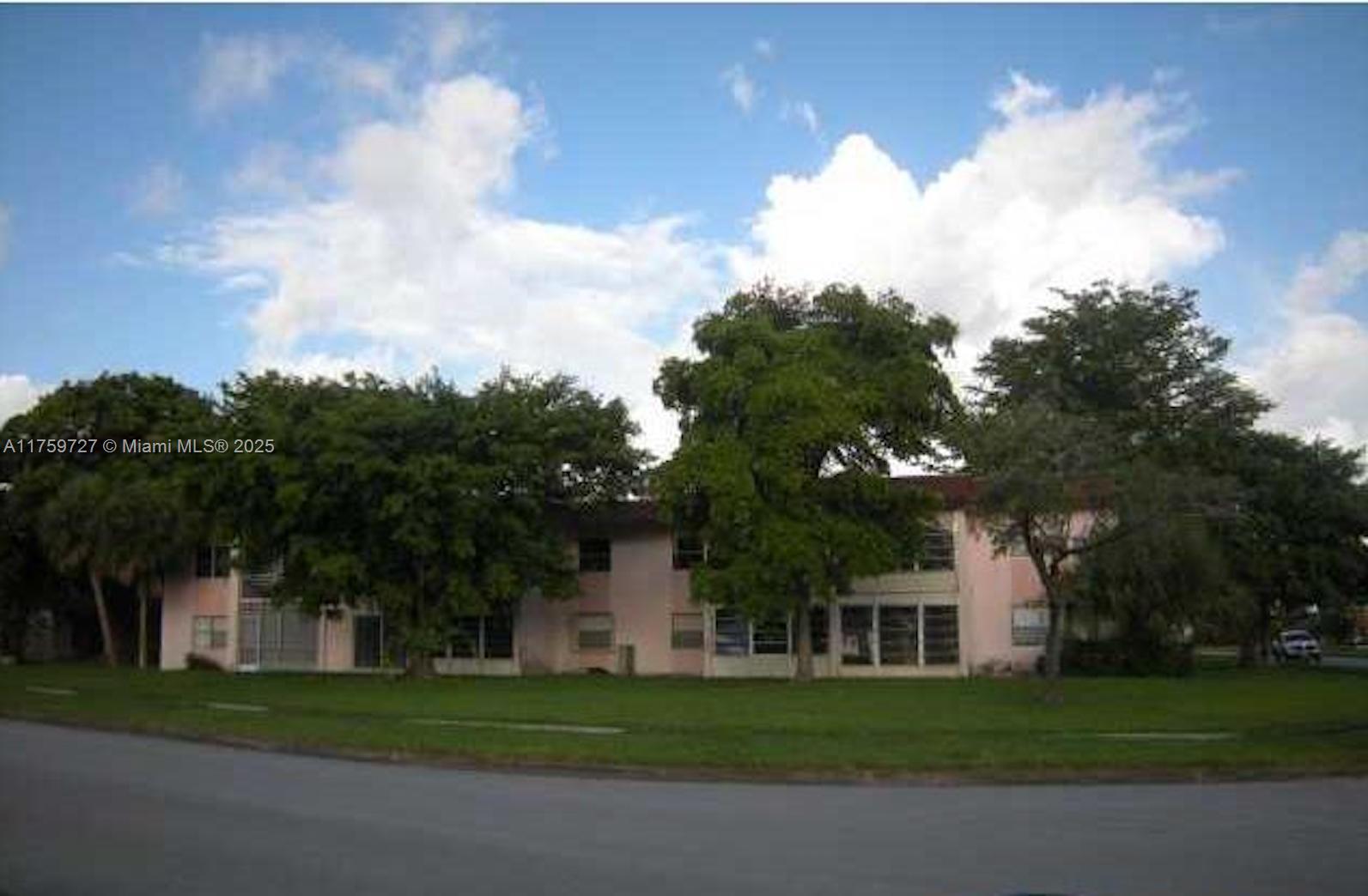 5520 N Lakewood Cir # 624, Margate FL 33063