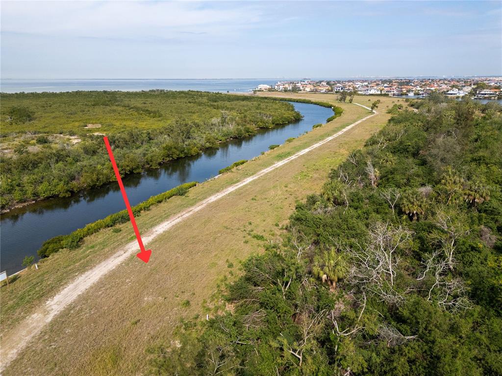 4 HAMMOCK BAY BLVD, APOLLO BEACH, FL — photo 2 of 7