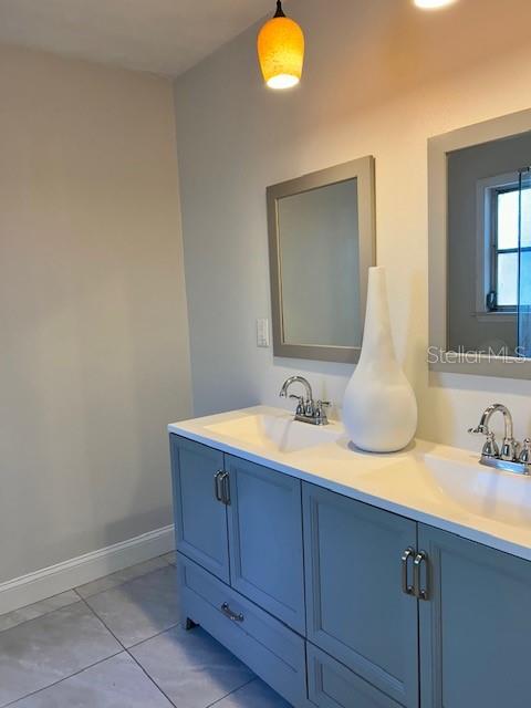 110 PINE AVENUE, OSPREY, FL — photo 4 of 11
