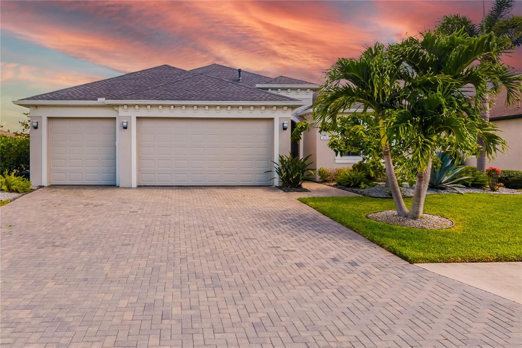 650 ROSEMARY CIRCLE