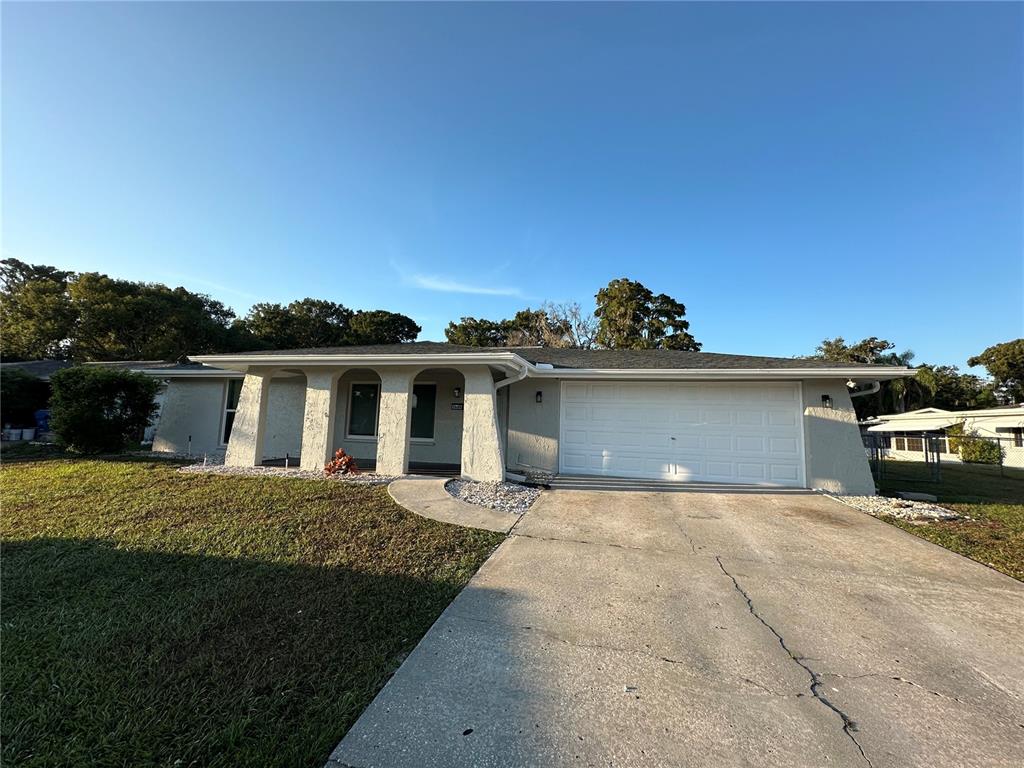 7620 CHERRYTREE LANE