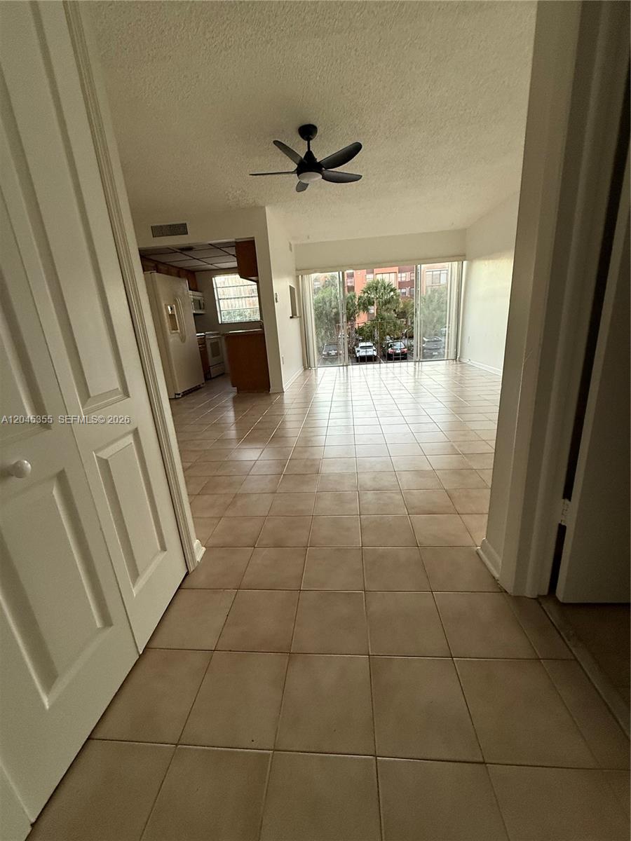9390 W Flagler St # 224C, Miami FL 33174
