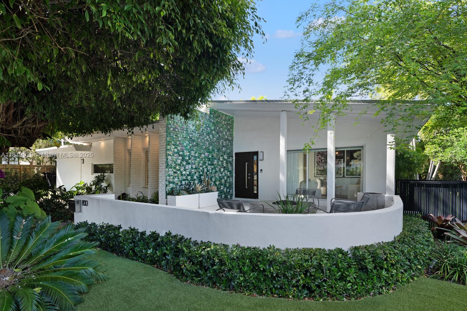 800 E Dilido Dr, Miami Beach FL 33139