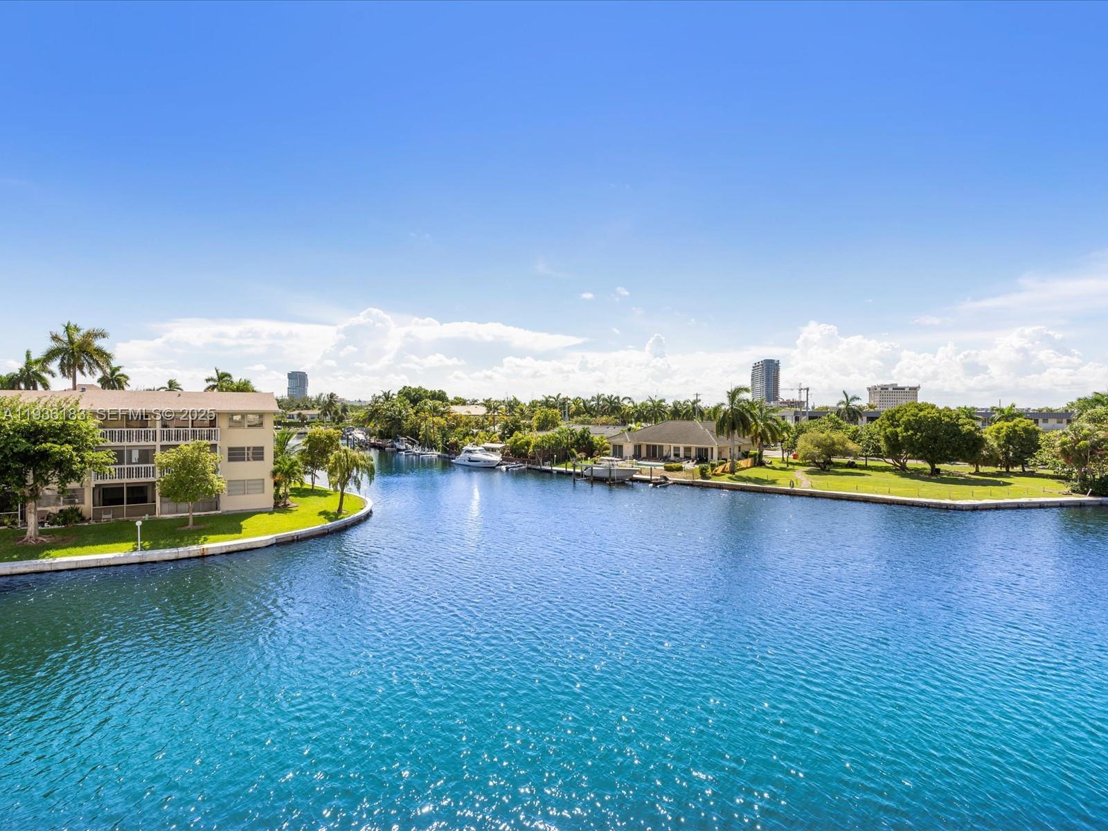 437 NE Golden Isles Dr # 9H, Hallandale Beach FL 33009