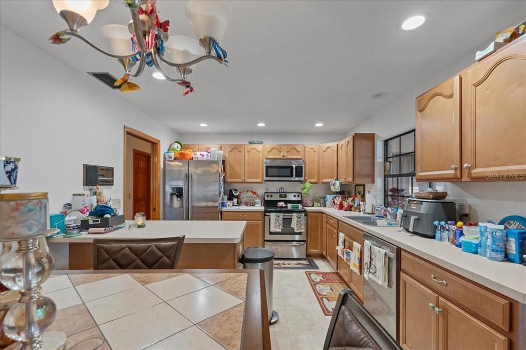 910 WHITEWOOD DRIVE, DELTONA, FL — photo 4 of 30