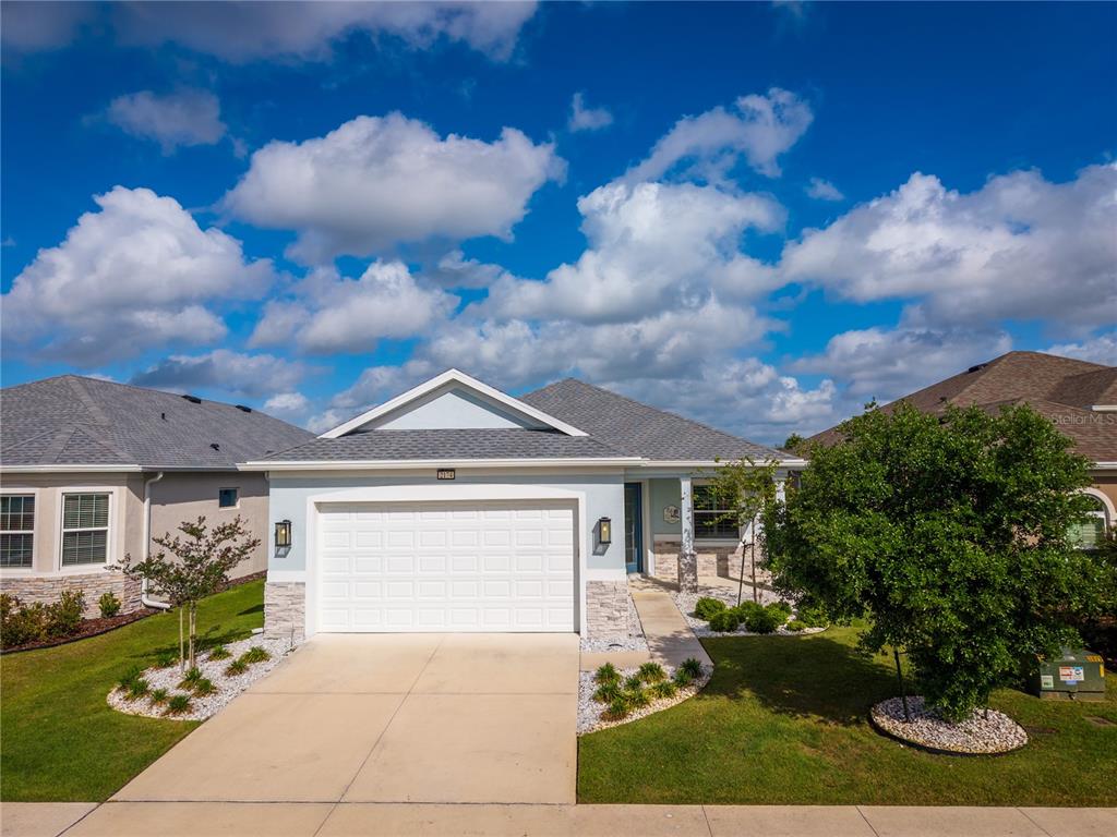 2174 WALLINGFORD LOOP