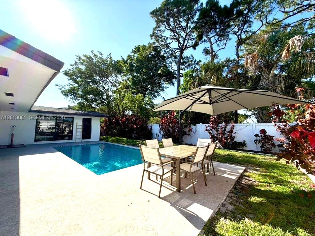 151 SE 6th Ct, Pompano Beach FL 33060