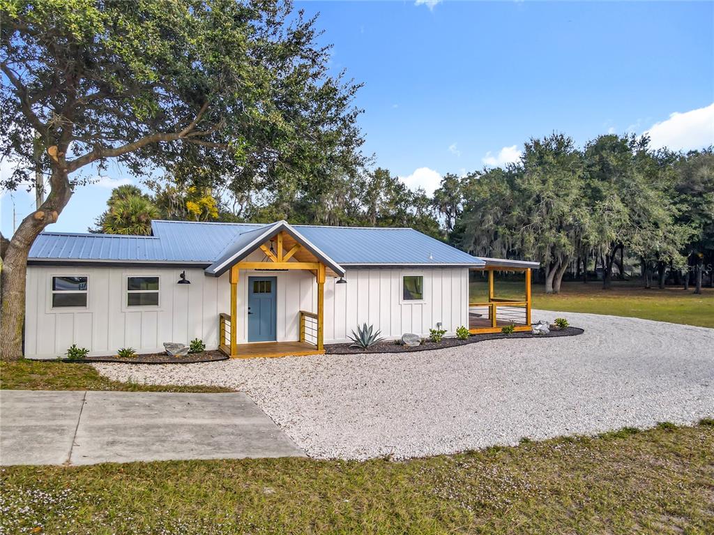 379 N SR 415, OSTEEN, FL — photo 2 of 30
