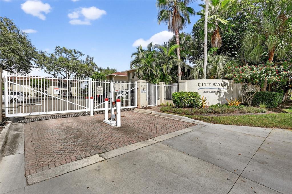 2121 WOOD STREET UNIT 226