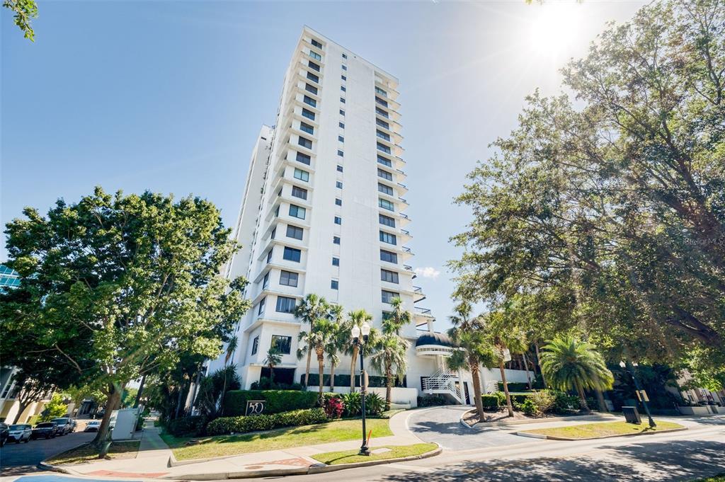 530 E CENTRAL BOULEVARD UNIT 1702