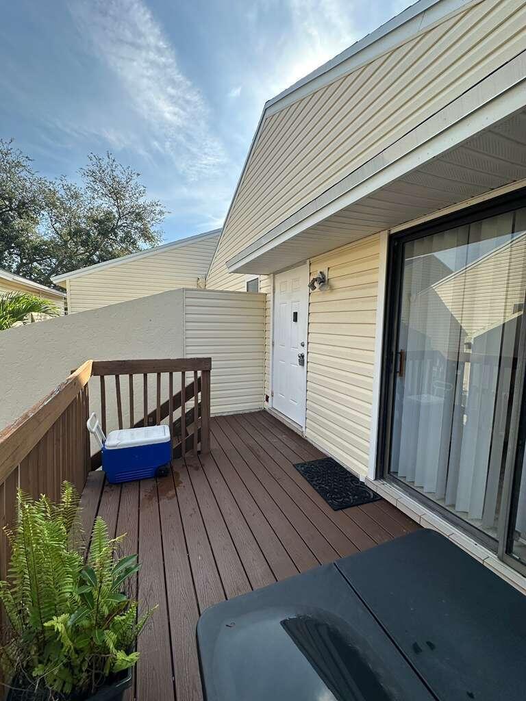 637 Executive Center Drive N # 203, West Palm Beach FL 33401