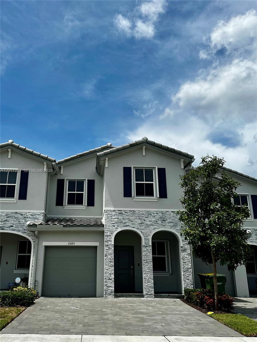 2685 SE 13th Ct, Homestead FL 33035