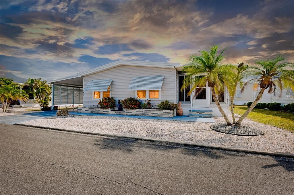 881 GRADO DRIVE