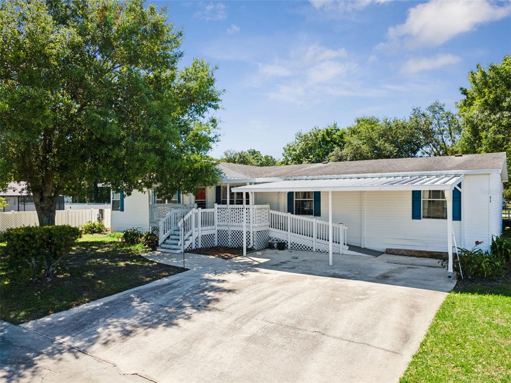 575 LINDSEY DRIVE