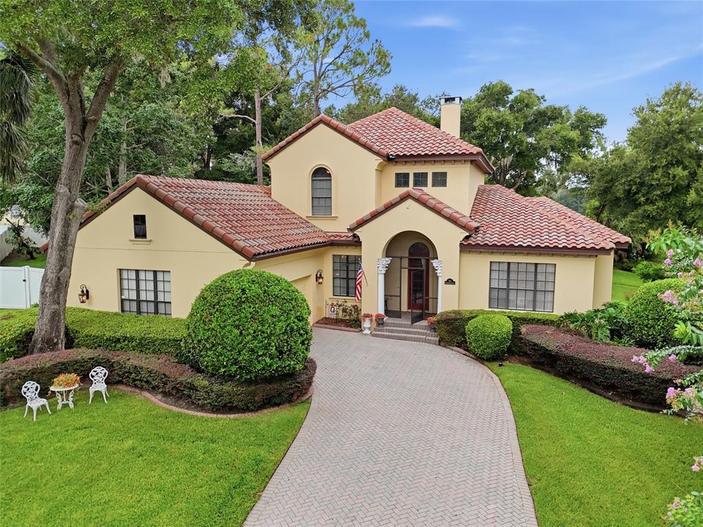 315 W BLUE WATER EDGE DRIVE, EUSTIS, FL — photo 2 of 30