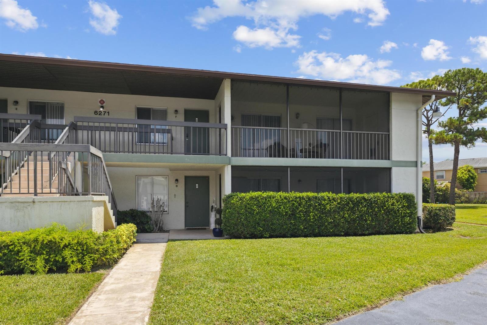 6271 Chasewood Drive # F, Jupiter FL 33458