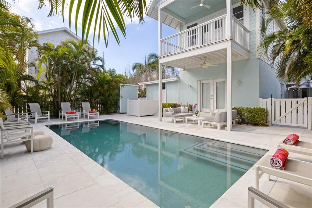 307 SPRING AVENUE, ANNA MARIA, FL — photo 3 of 30