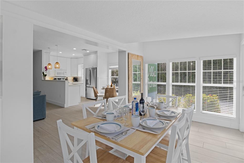 307 SPRING AVENUE, ANNA MARIA, FL — photo 4 of 30