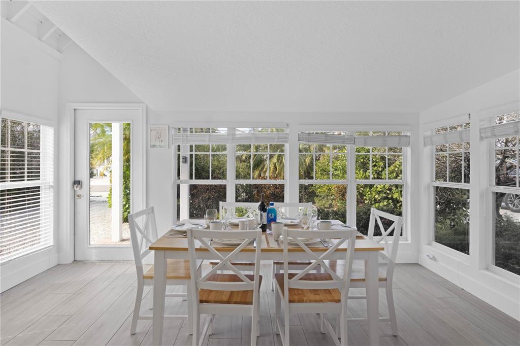 307 SPRING AVENUE, ANNA MARIA, FL — photo 5 of 30