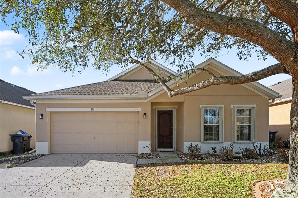 573 HOLLOW GLEN DRIVE