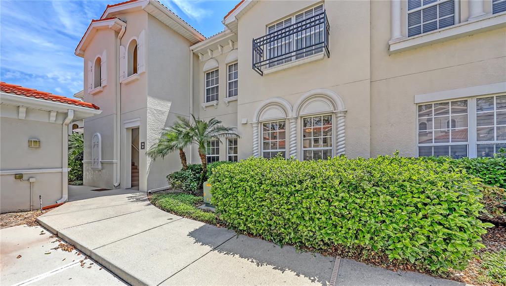 301 RAVINIA CIRCLE UNIT 301B2